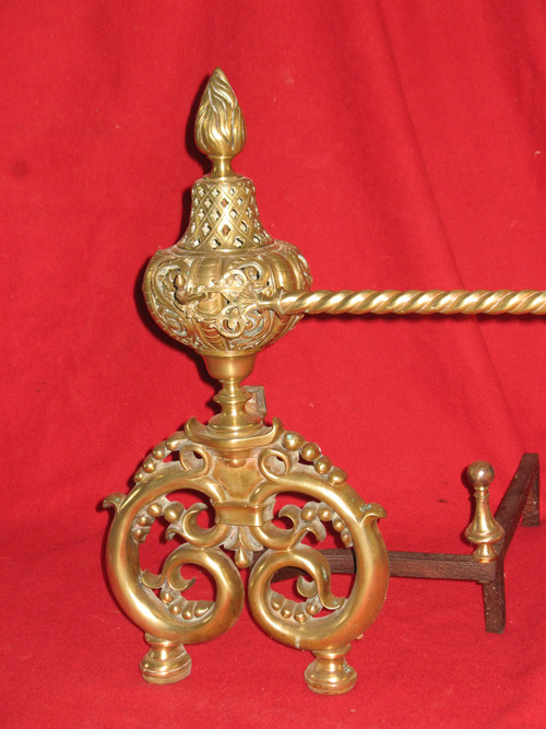 Paire de chenets landiers en bronze et fer forgé complets époque 19ème style Renaissance