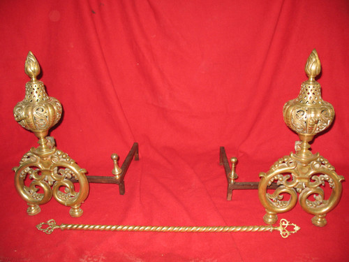 Paire de chenets landiers en bronze et fer forgé complets époque 19ème style Renaissance