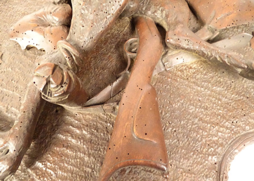 Trofeo di caccia della Foresta Nera Scultura in legno intagliato Pernice di camoscio XIX secolo