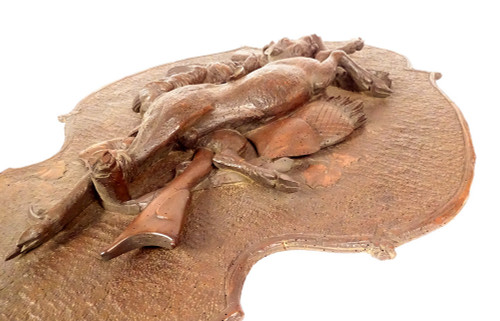 Trofeo di caccia della Foresta Nera Scultura in legno intagliato Pernice di camoscio XIX secolo