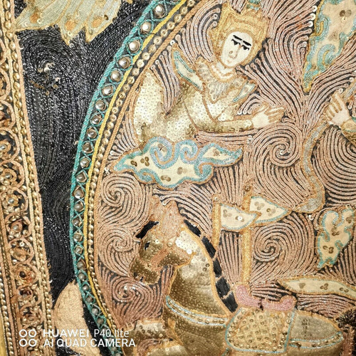 Arazzo ricamato Shwe Chi Doe Fine del XIX secolo
