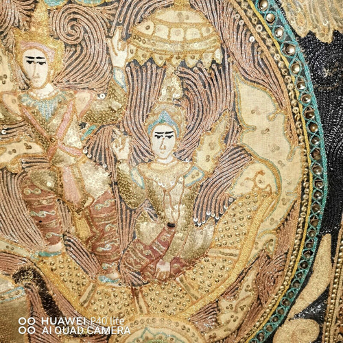 Arazzo ricamato Shwe Chi Doe Fine del XIX secolo