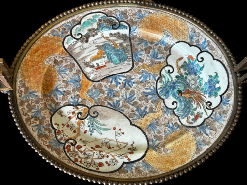 Große japanische Schale in Bronze im Stil Louis XVI und Napoleon III – Japan des 19. Jahrhunderts, L 56 cm