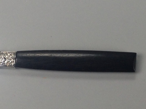 12 Table knives black handle with silver ferrules