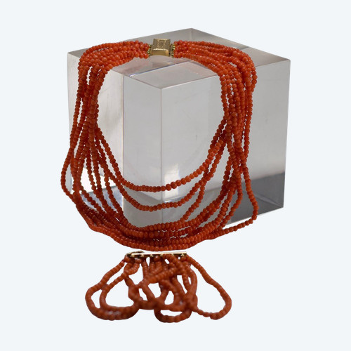 Collana Girocollo E Suo Bracciale In Corallo E Oro Giallo