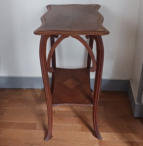 Art Nouveau work - walnut saddle table with spacer - circa 1900
