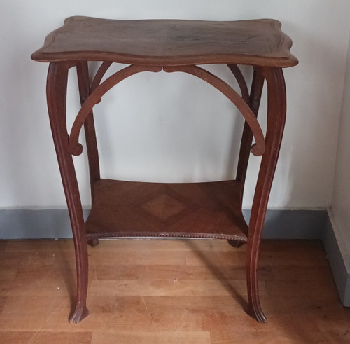 Art Nouveau work - walnut saddle table with spacer - circa 1900