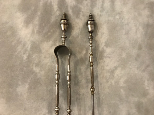 Beautiful set of a shovel and pliers in iron and silvered bronze from the 19th century 