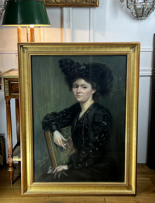 GROßES JUGENDSTIL-PASTELLGEMÄLDE, SIGNIERT „J.MOUBREY“, PORTRÄT EINER FRAU IN SCHWARZ