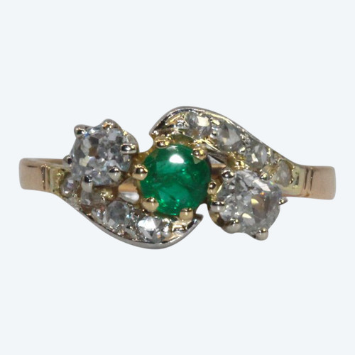 Anello con smeraldi e diamanti