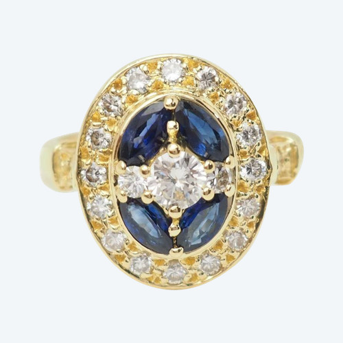 Vintage ring in yellow gold, sapphires and diamonds