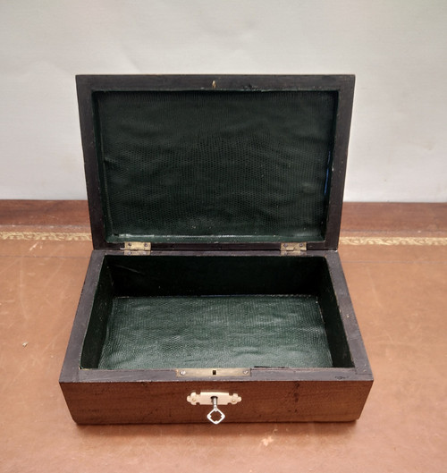 Inlaid box 