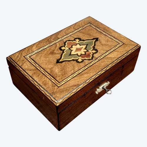 Inlaid box 