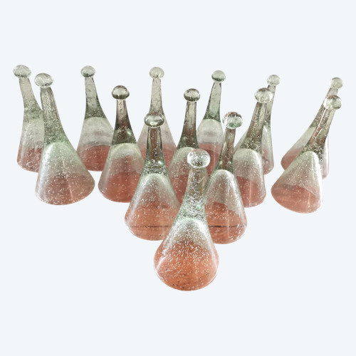 Série de 14 coupes à suspendre en verre de Biot bullé année 70s80s