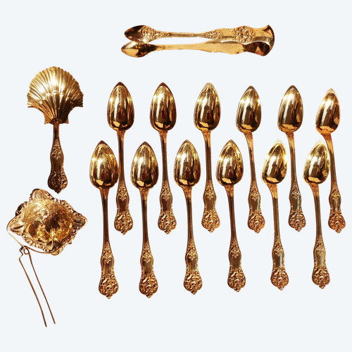 Napoleon III silver-gilt box: 12 spoons +1 pair of tongs + tea strainer + spoon Guillot 19th century goldsmiths