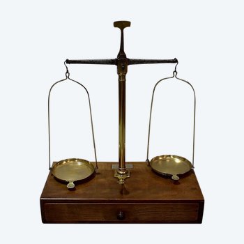 Small Jeweler's Scale, Trebuchet type - 1900