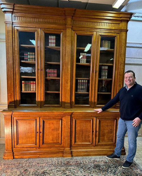 Grande libreria in rovere biondo del XIX secolo