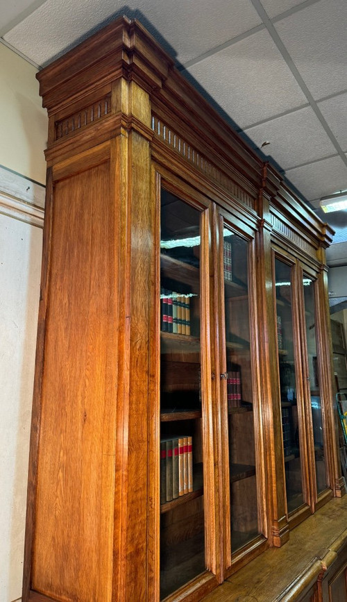 Grande libreria in rovere biondo del XIX secolo