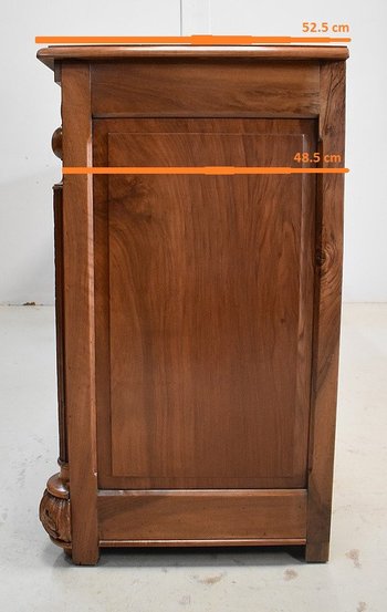 Long Meuble de Présentation, en Noyer, goût Renaissance - 2ème partie du XIXe