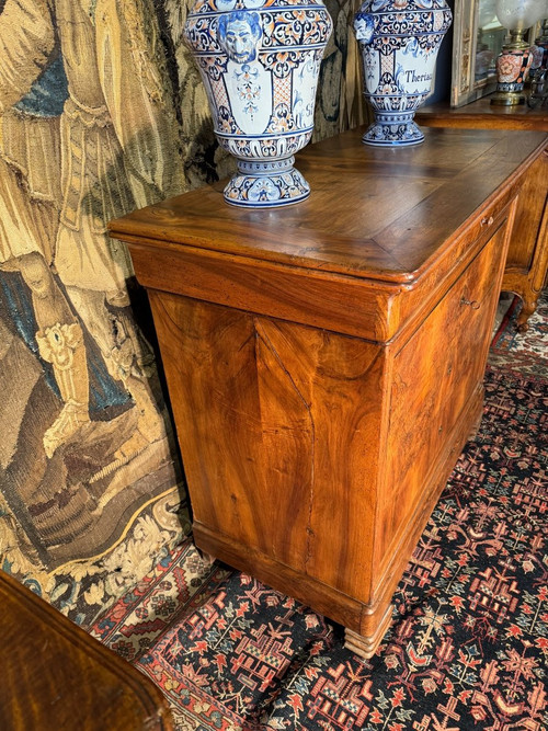 Louis Philippe 19th century walnut chest of drawers