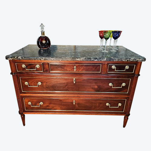 Commode Louis XVI Acajou Et Filets De Laiton