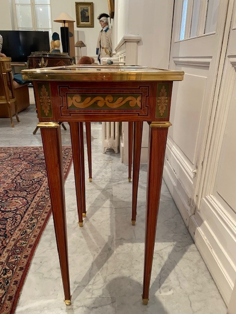 2 Small tables in marquetry of noble woods stamped J.P Dusautoy