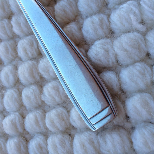 Schöner und praktischer Löffel zum Servieren von Eiswürfeln aus versilbertem Metall Goldschmiedekunst Ercuis
