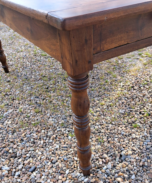 table de ferme ou pour cuisine en noyer blond massif fin 19ème