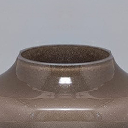 1970er Jahre Wunderschöne beigefarbene Vase aus Muranoglas von Dogi. Hergestellt in Italien