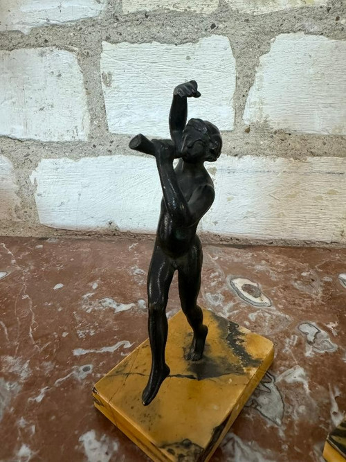 PAIR OF ANTIQUE BRONZE FIGURES