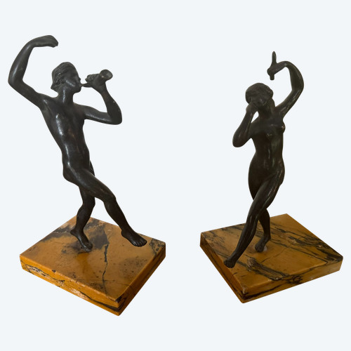 PAIR OF ANTIQUE BRONZE FIGURES