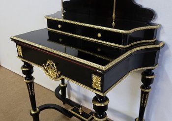  Petit Bureau de Dame en Poirier noirci, époque Napoléon III – Milieu XIXe 