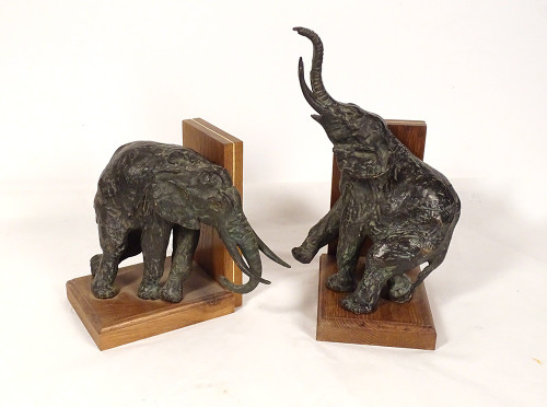 Pair of bookends Elephant sculptures Ary Bitter Bronze Art Deco 20th century