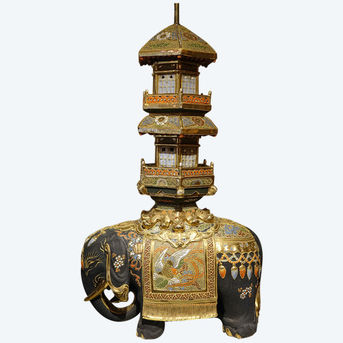 Sazuma porcelain elephant, Japan, late 19th century