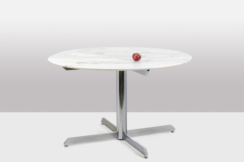 Florence Knoll for Knoll. Table in marble and chromed metal. Circa 1960. LS58341208U