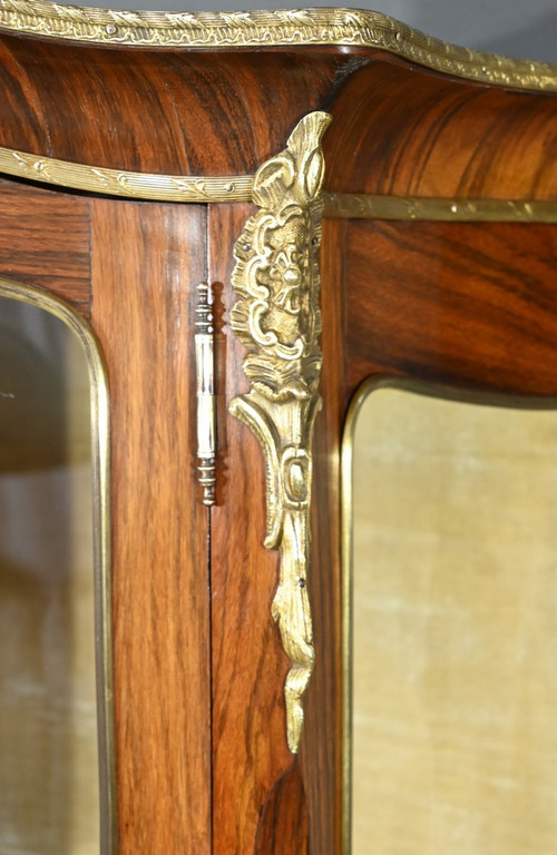 Vetrina in palissandro, periodo Napoleone III, stile Luigi XV/Luigi XVI - metà del XIX secolo