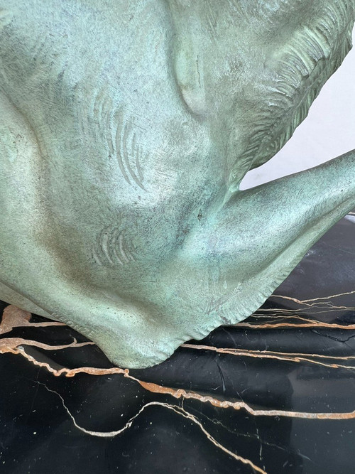 Grande cervo in bronzo antico firmato Hugonnet