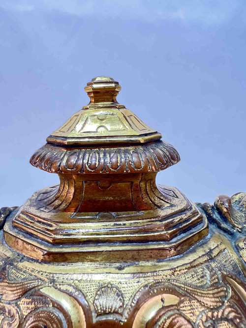 Covered Vase, Cassolette, In Gilded Copper Regency Period