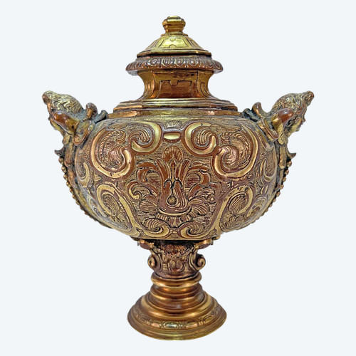 Covered Vase, Cassolette, In Gilded Copper Regency Period