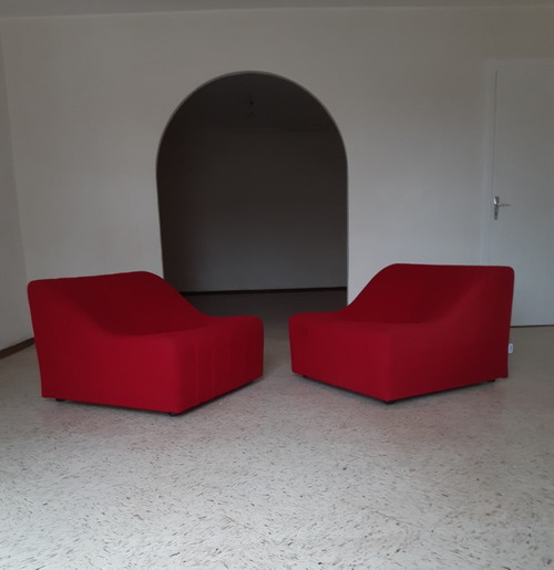 Pair of Chromatic model low chairs by Kwok Hoi Chan, for Steiner in unique pieces