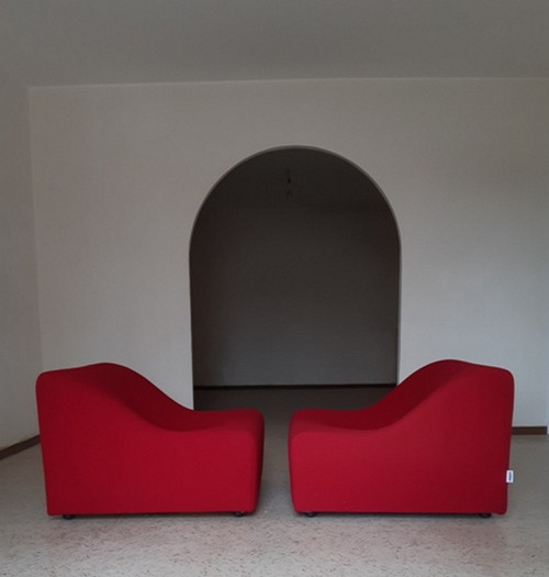 Pair of Chromatic model low chairs by Kwok Hoi Chan, for Steiner in unique pieces