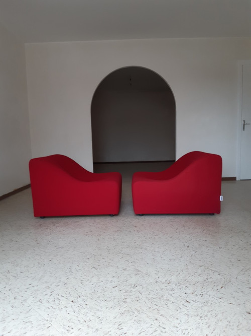 Pair of Chromatic model low chairs by Kwok Hoi Chan, for Steiner in unique pieces