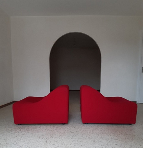 Pair of Chromatic model low chairs by Kwok Hoi Chan, for Steiner in unique pieces