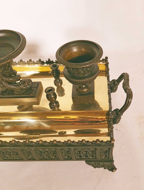 Important Writing Case Inkwell with Dolphins" In Bronze Restoration Period