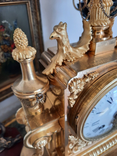 Pendule En Bronze XIXe Ciselé Et Doré Au Mercure