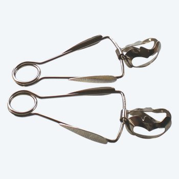 2 Christofle silver-plated snail tongs