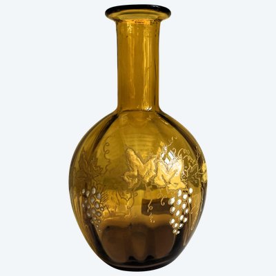 Carafe verre à décor relief signée LEGRAS, fin XIXème siècle.
