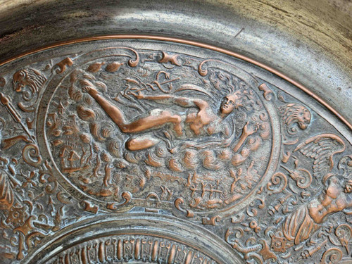 Briot François (1550-1616) tray, original in the Louvre