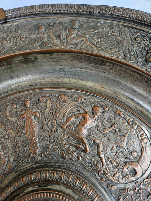 Briot François (1550-1616) tray, original in the Louvre