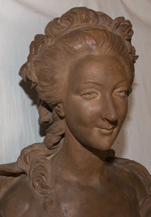 Busto in terracotta di Maria Antonietta B Feinberg, fine del XIX secolo